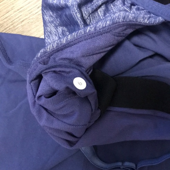 Lululemon embrace tank | blue | sz 6 - Picture 4 of 4